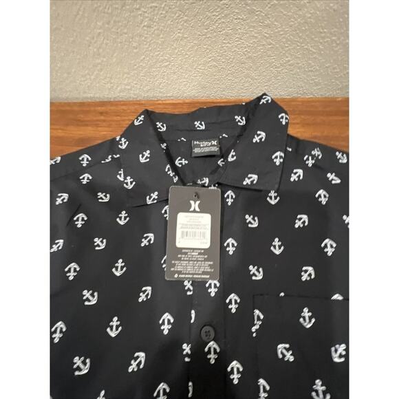 Hurley Men Shirt Small Button Front Anchors Nautical Boating Vacation - Picture 3 of 10